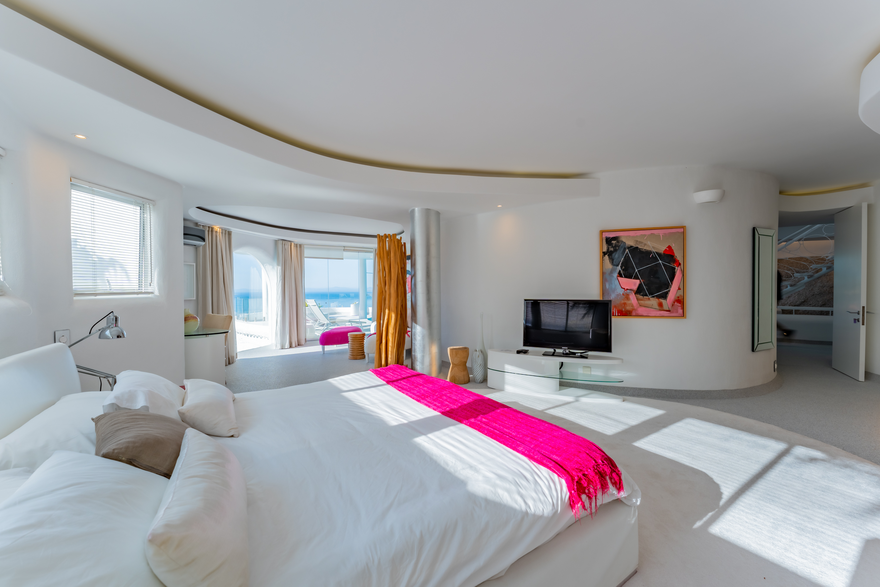 6 Bedroom Property for Sale in Bantry Bay Western Cape